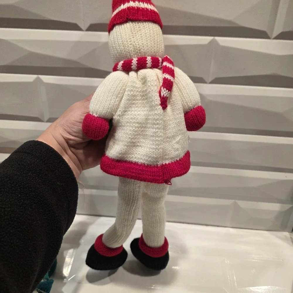 Vintage Crochet Knitted Stuffed Snowman Soft‎ Toy 16